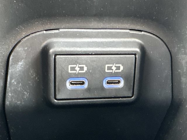 Used 2022 Toyota RAV4 LE FWD image 21