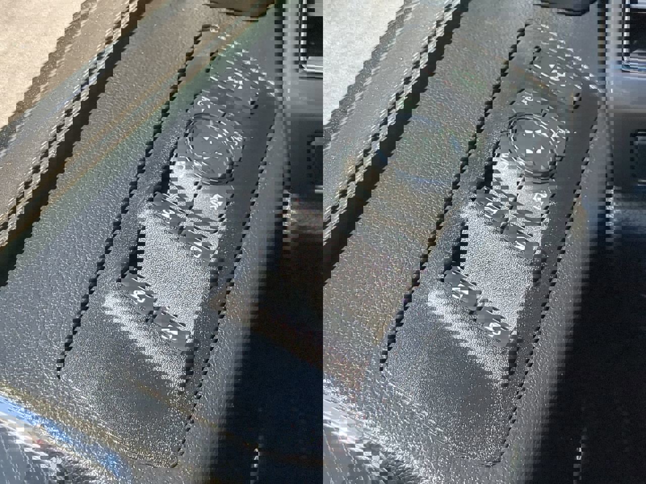 Certified 2020 Ford F450 Platinum w/ FX4 Off-Road Package image 23