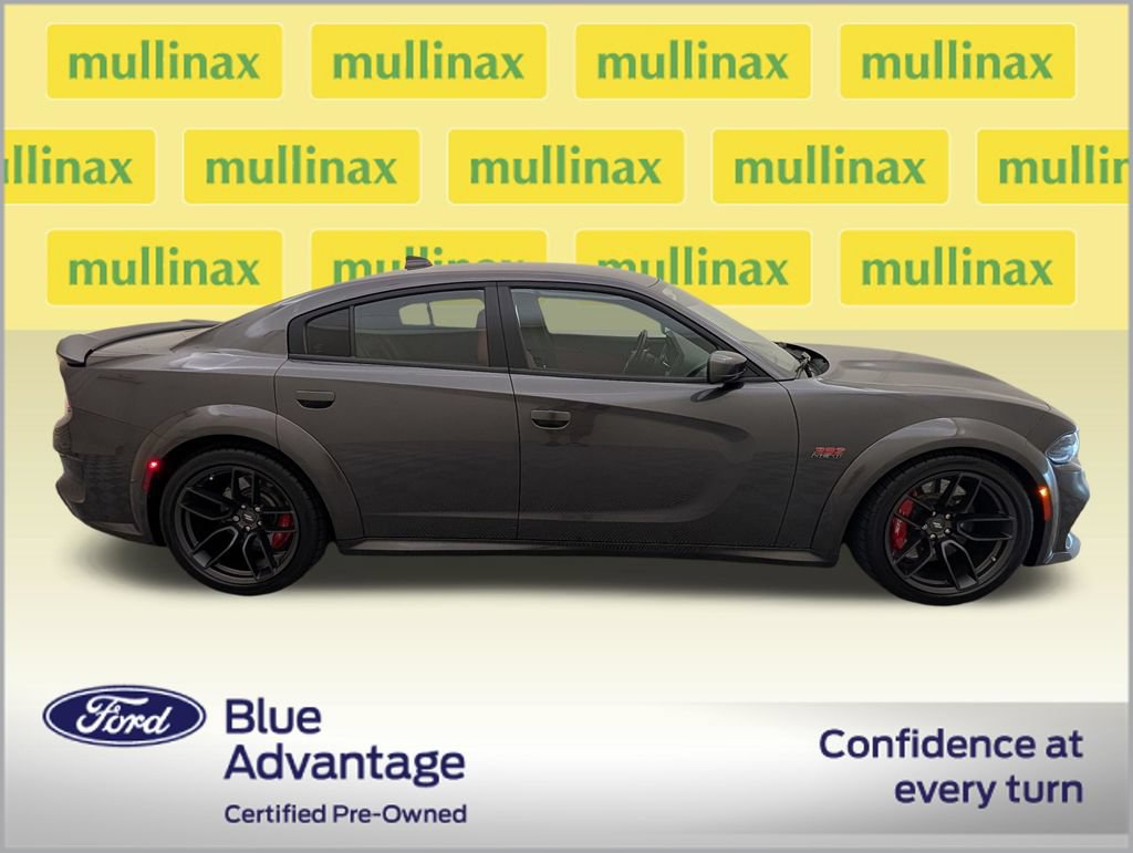 Used 2022 Dodge Charger Scat Pack RWD image 2