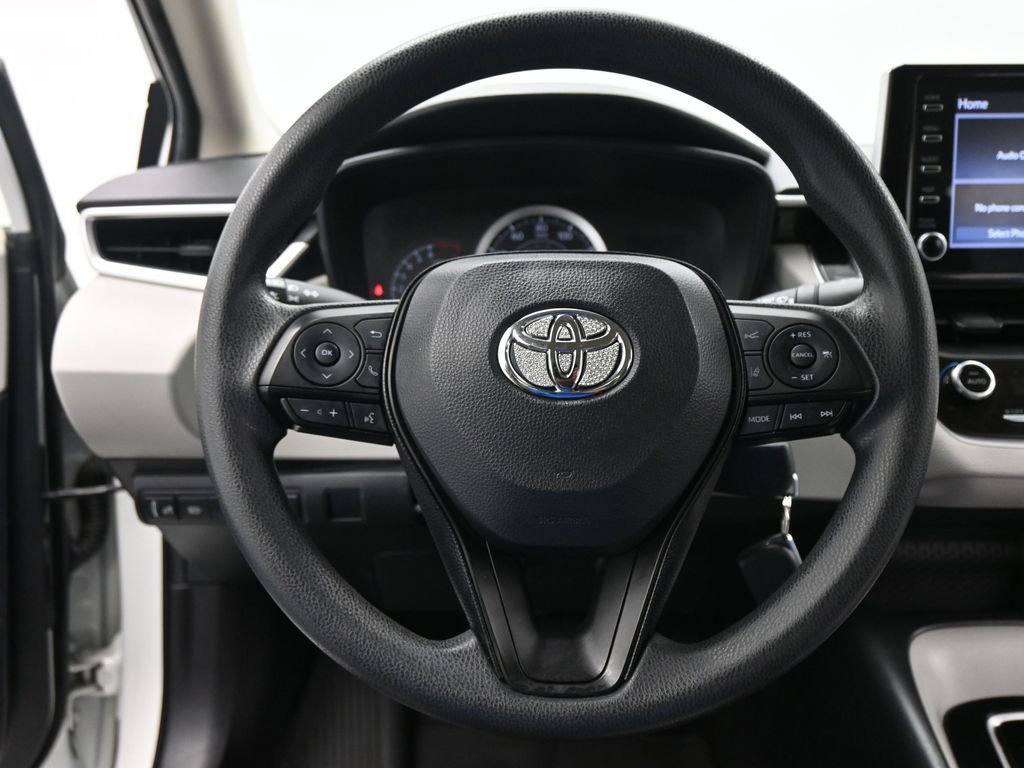 Used 2020 Toyota Corolla LE image 41