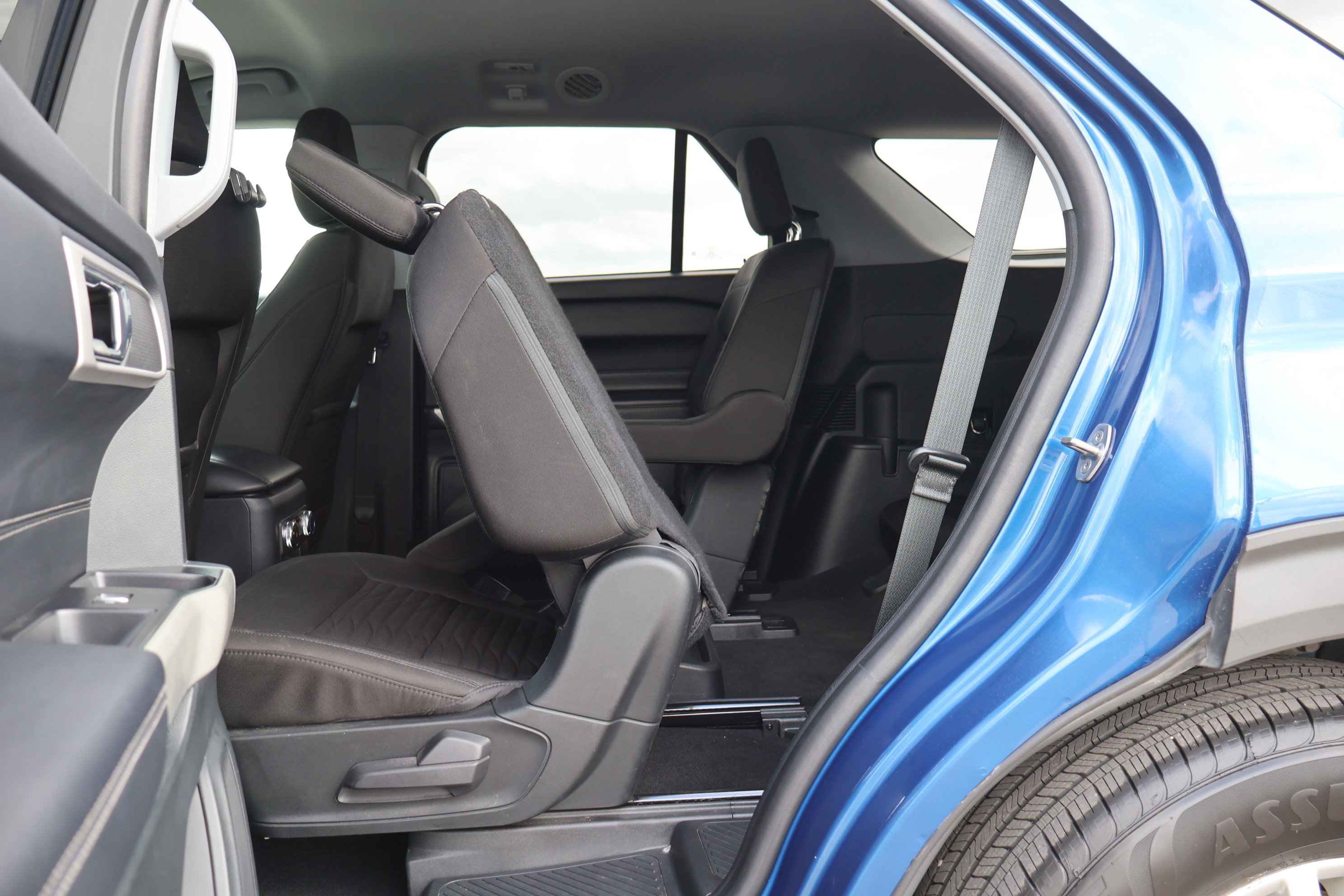 Certified 2021 Ford Explorer XLT image 32