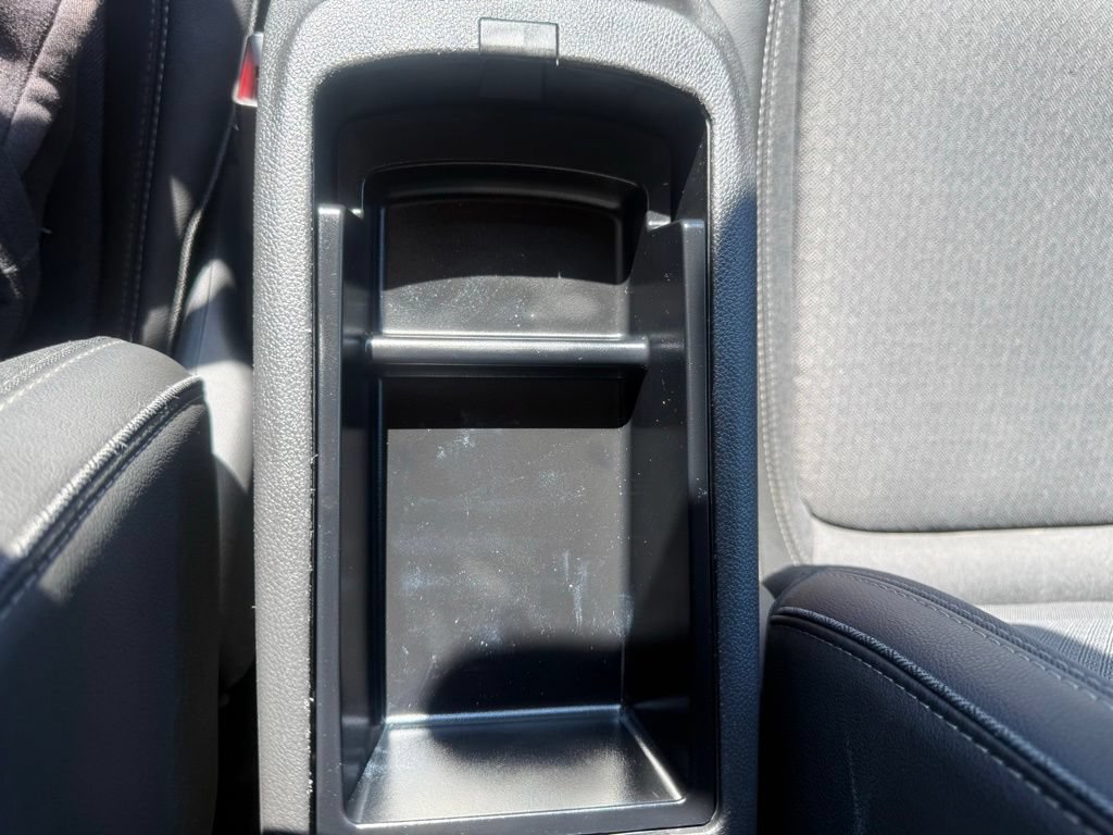 Used 2023 Buick Encore GX Preferred w/ Cold Weather Comfort Package FWD image 32