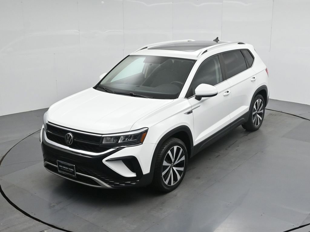 Used 2022 Volkswagen Taos SE FWD image 32