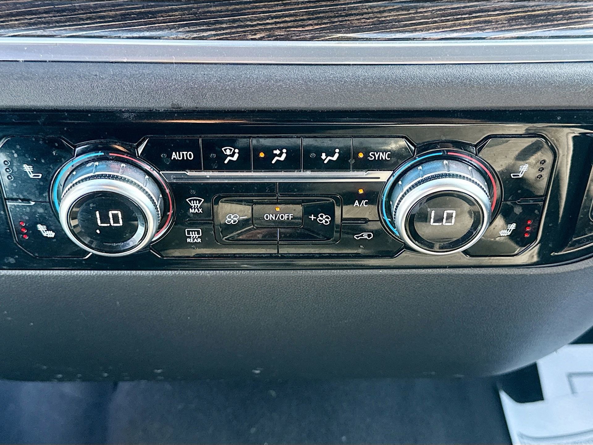 Used 2024 GMC Sierra 1500 Elevation w/ X31 Off-Road Package image 25