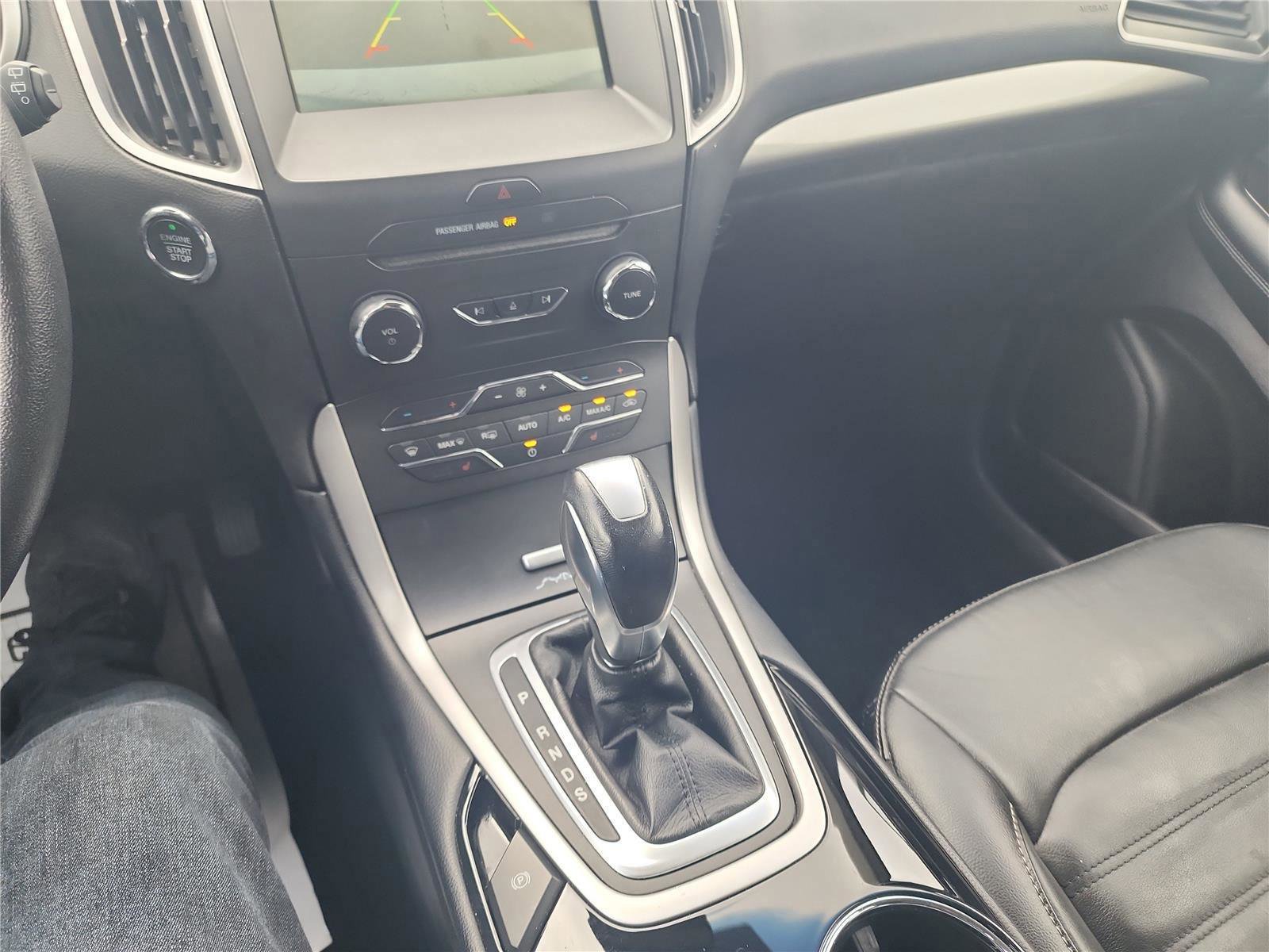 Certified 2017 Ford Edge SEL w/ Equipment Group 201A image 34