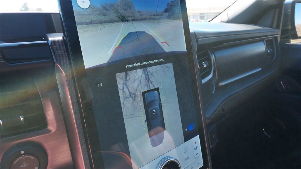 Certified 2022 Ford Expedition Platinum image 33