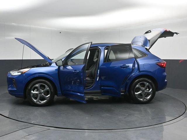 Certified 2023 Ford Escape ST-Line w/ Tech Pack #1 AWD/4WD image 52