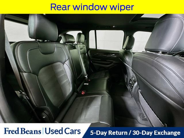 Used 2023 Jeep Grand Cherokee Altitude image 31