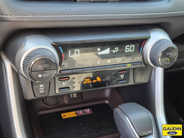 Used 2025 Toyota RAV4 Limited w/ Advanced Technology Package AWD/4WD image 23