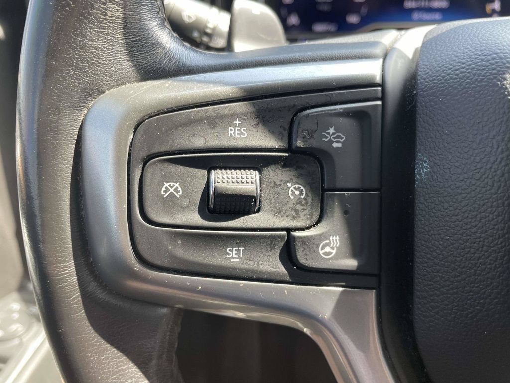 Used 2022 Chevrolet Silverado 1500 LT AWD/4WD image 26