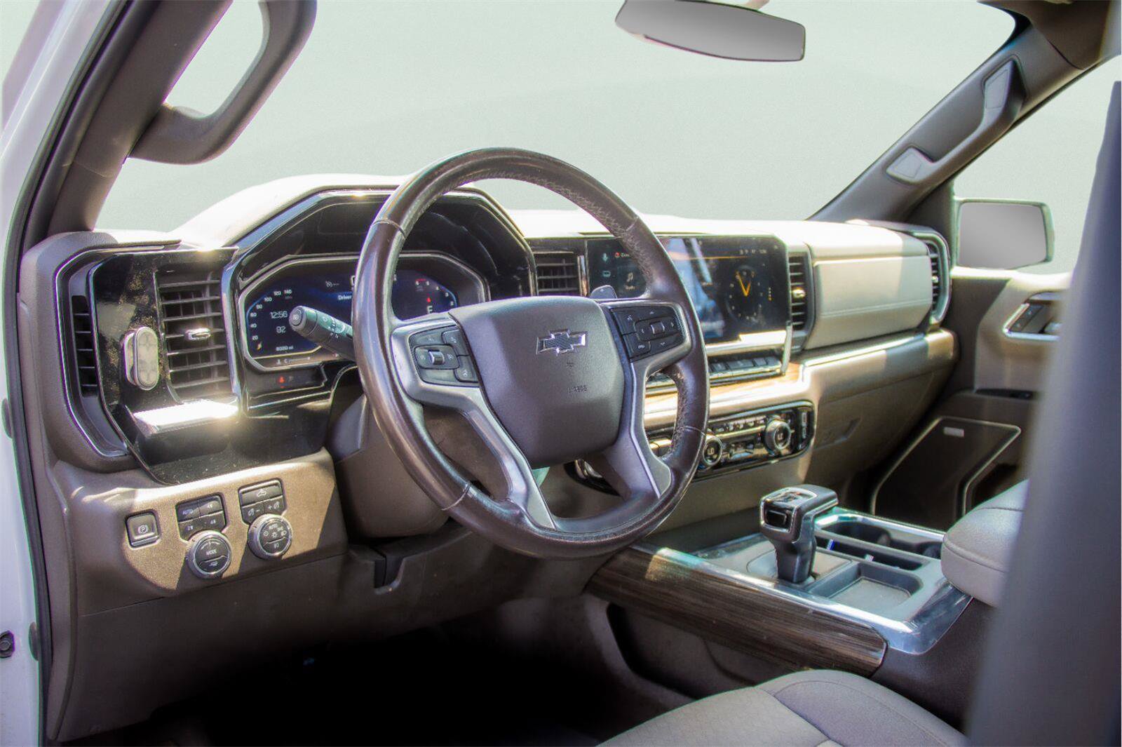 Used 2023 Chevrolet Silverado 1500 RST AWD/4WD image 8