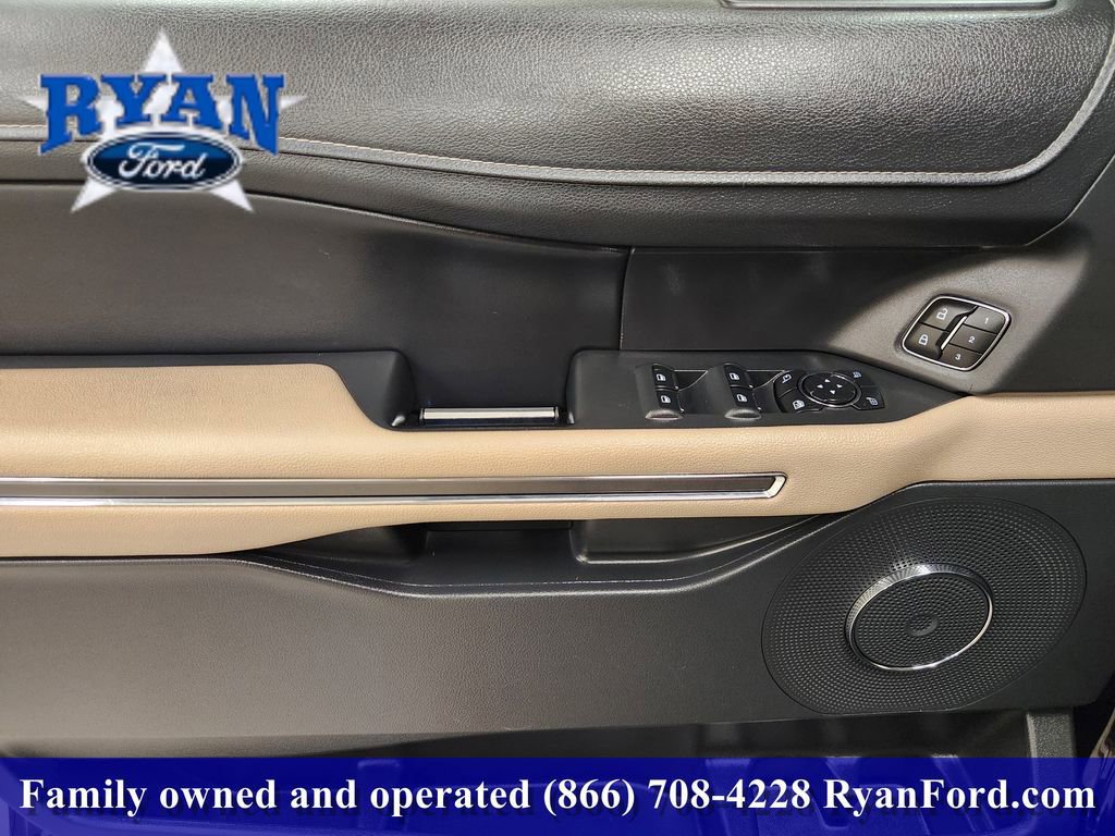 Certified 2024 Ford Expedition Max XLT image 16