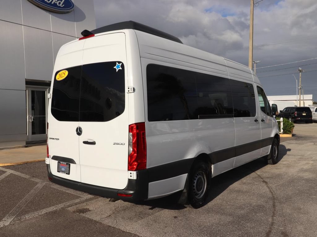 Used 2025 Mercedes-Benz Sprinter 2500 image 14