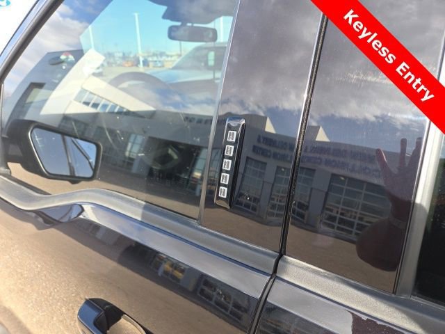 Certified 2022 Ford F150 XLT w/ Equipment Group 302A High image 18