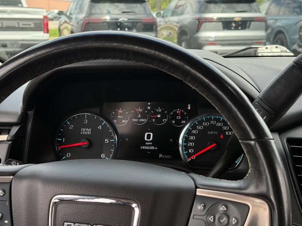 Used 2018 GMC Yukon Denali w/ Denali Ultimate Package AWD/4WD image 9