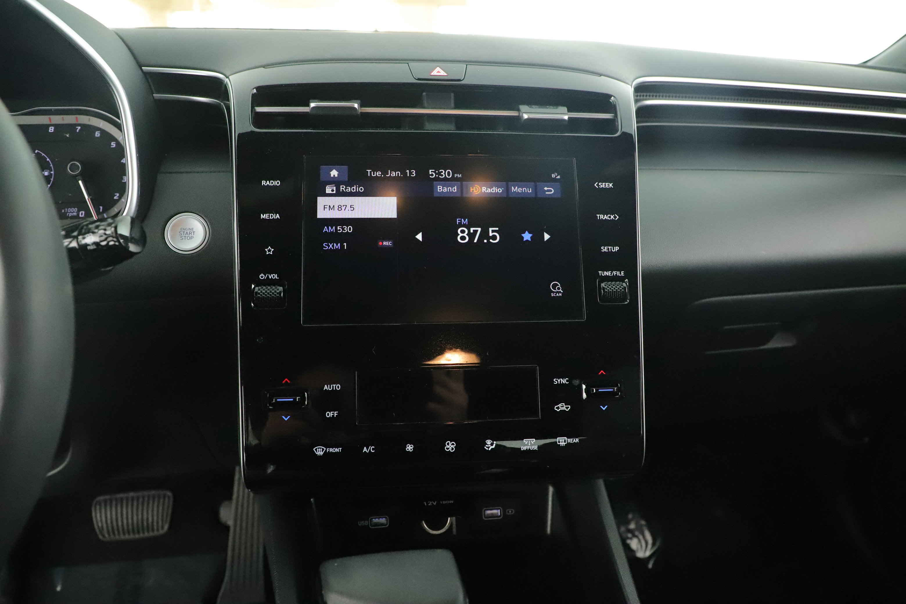 Used 2024 Hyundai Santa Cruz SEL image 19