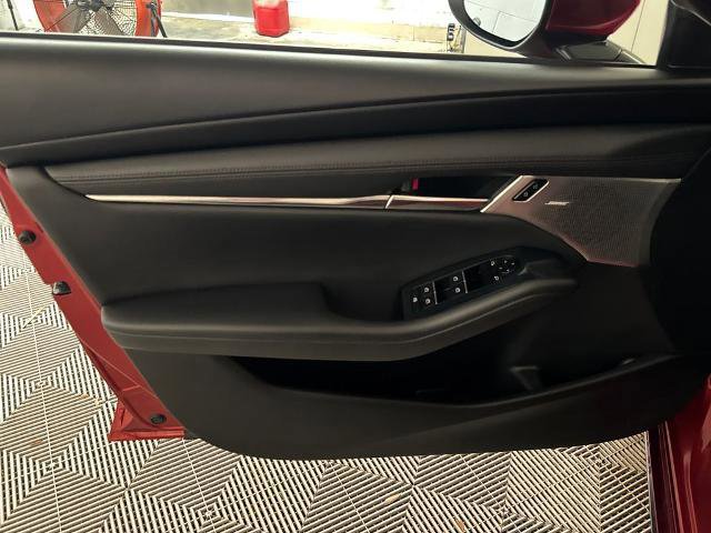 Used 2021 MAZDA MAZDA3 s FWD image 16