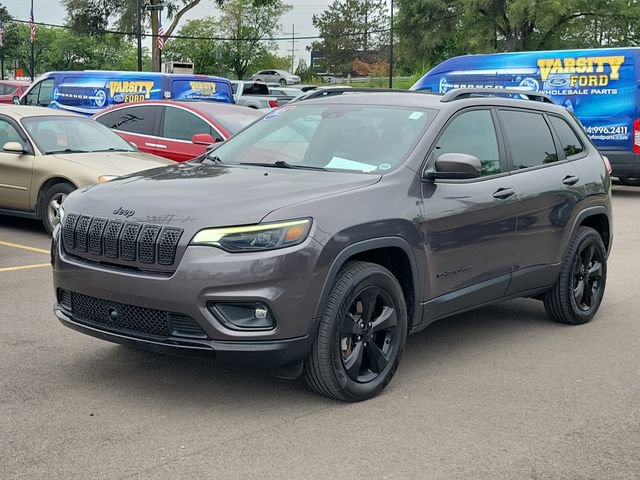 Used 2021 Jeep Cherokee Latitude Plus AWD/4WD image 2