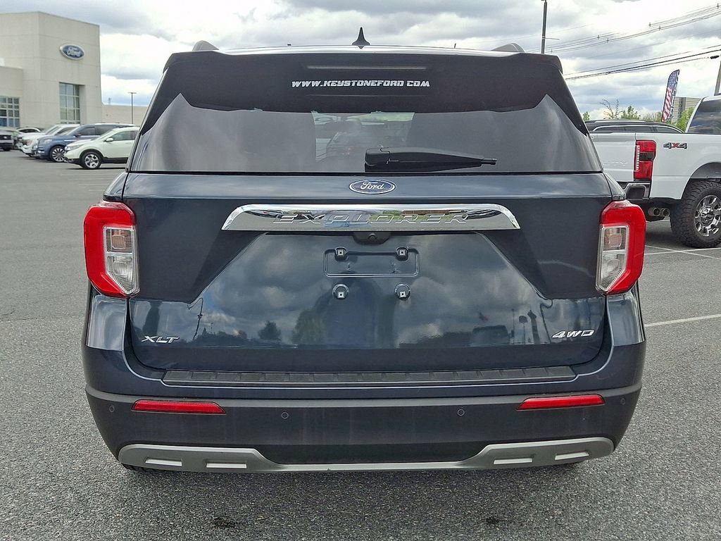 Certified 2023 Ford Explorer XLT w/ Equipment Group 202A AWD/4WD image 5