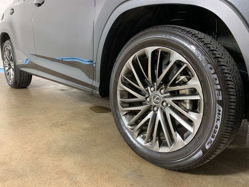 Used 2022 Lexus RX 450h AWD w/ Luxury Package image 6