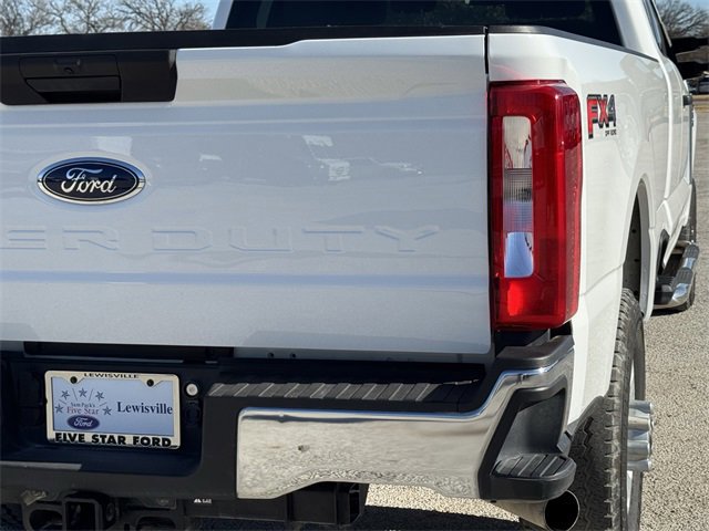 Certified 2024 Ford F250 XLT w/ FX4 Off-Road Package image 7
