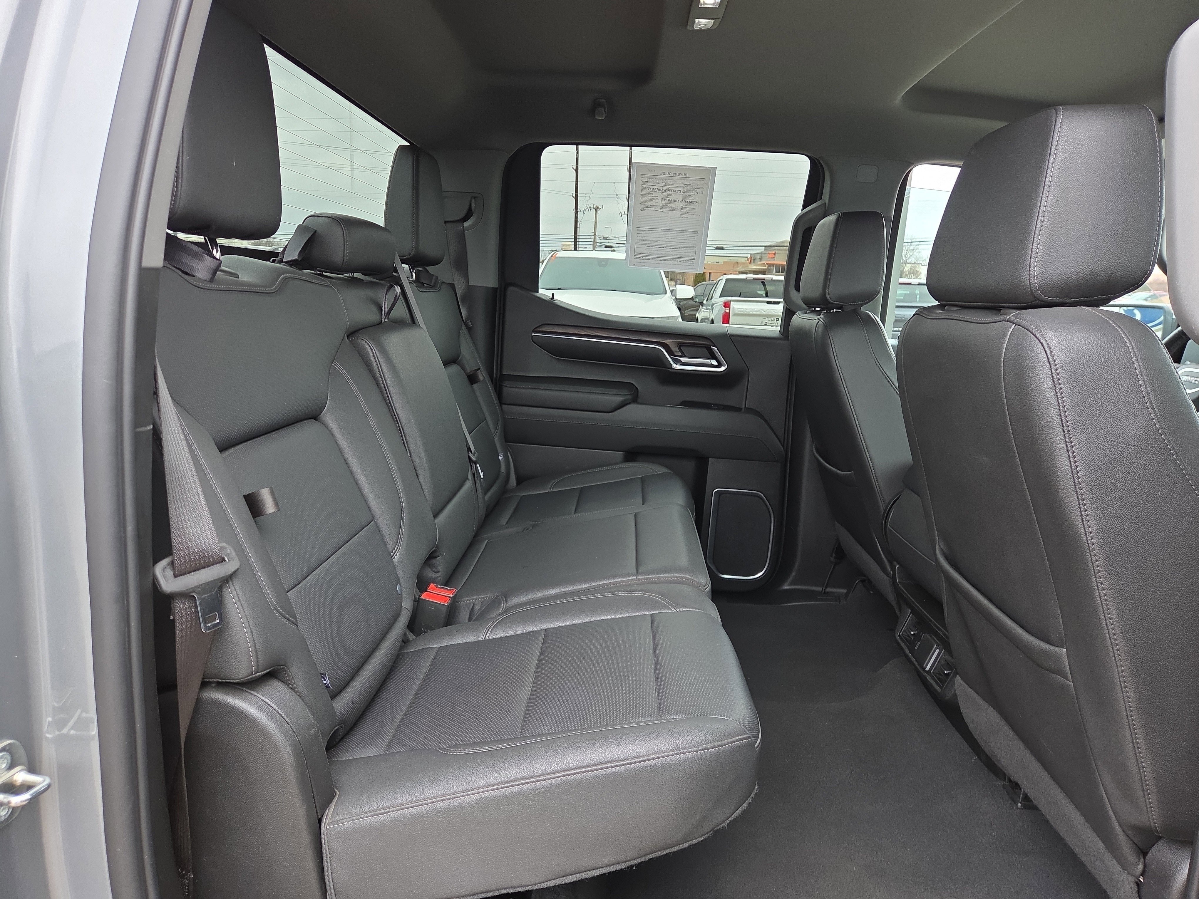Used 2024 GMC Sierra 1500 SLT image 14