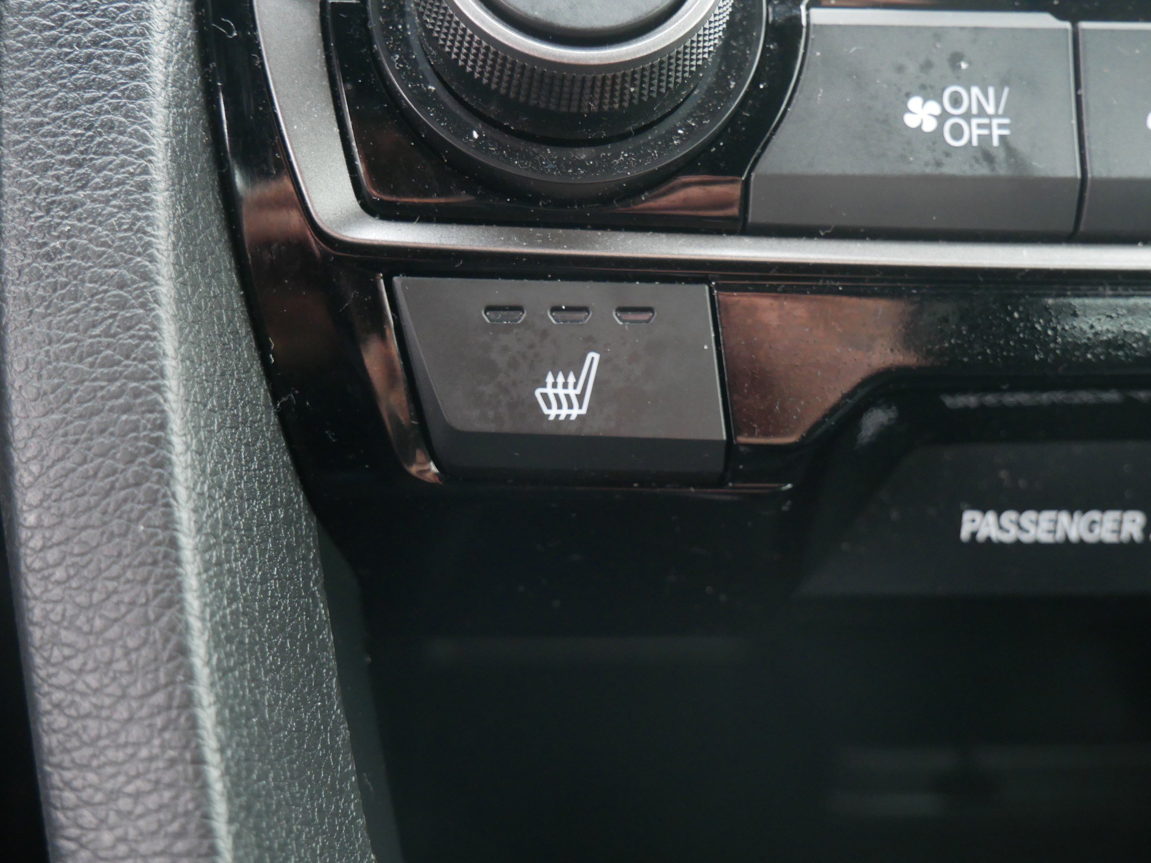 Used 2021 Honda Civic EX image 30