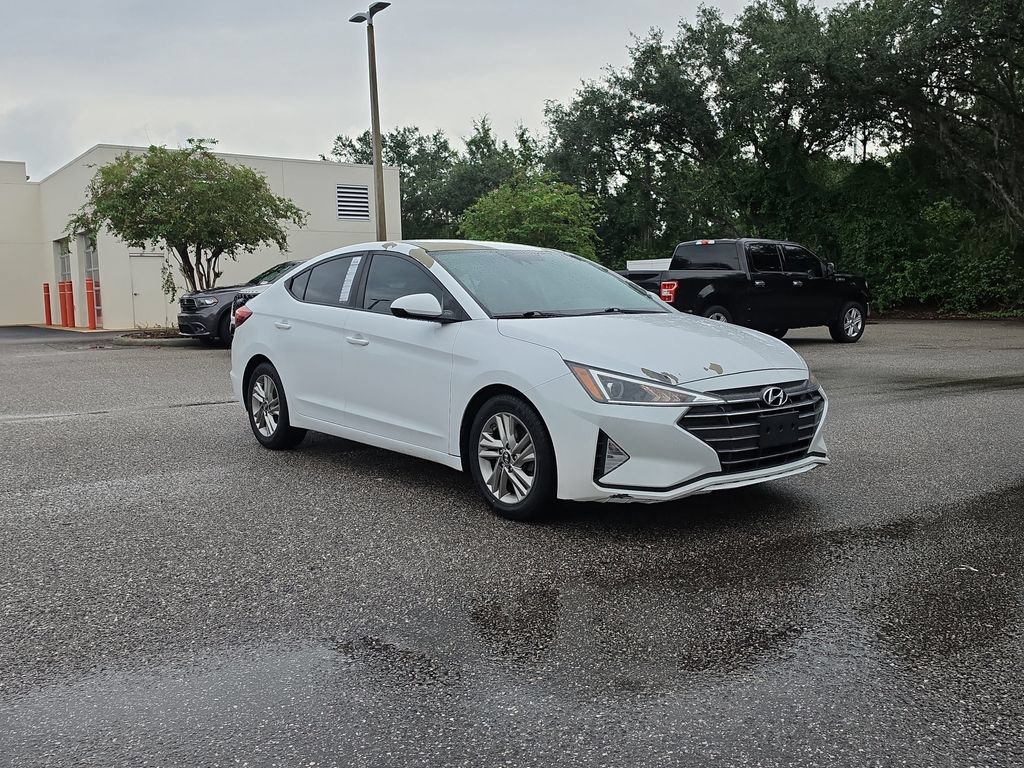 Used 2019 Hyundai Elantra SEL w/ Cargo Package FWD image 2