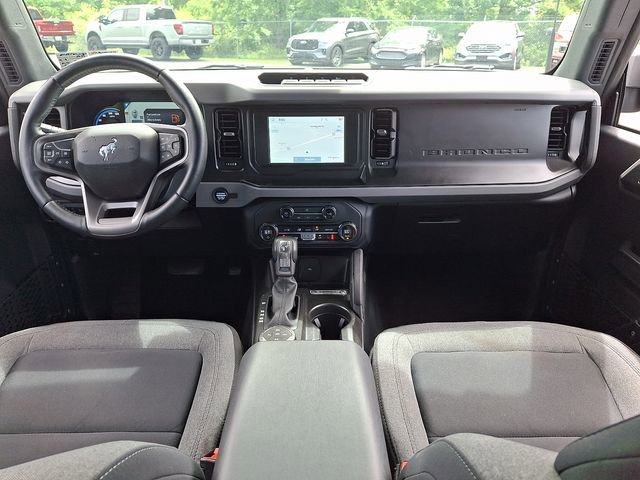 Certified 2023 Ford Bronco Big Bend w/ Sasquatch Package AWD/4WD image 18