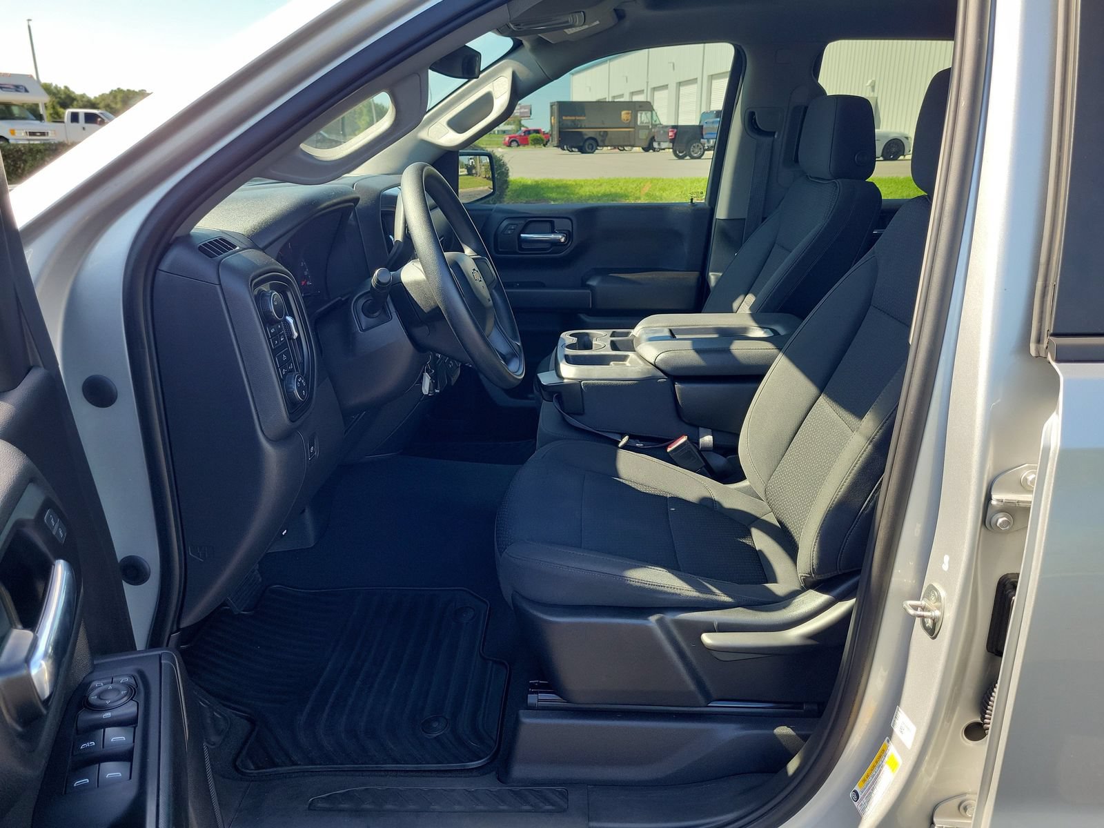 Used 2022 Chevrolet Silverado 1500 Custom AWD/4WD image 14