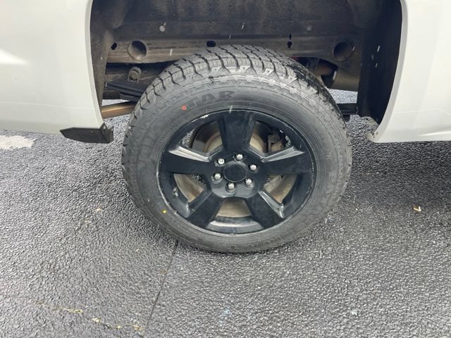 Used 2018 Chevrolet Silverado 1500 LT w/ Texas Edition AWD/4WD image 9