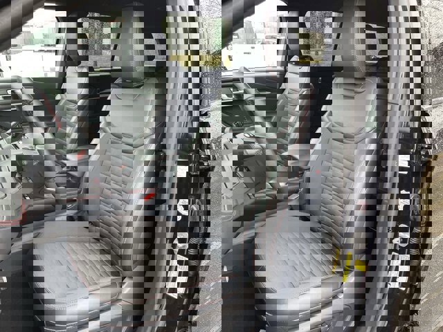 Certified 2025 Ford Explorer ST-Line w/ ST-Line Street Pack image 6