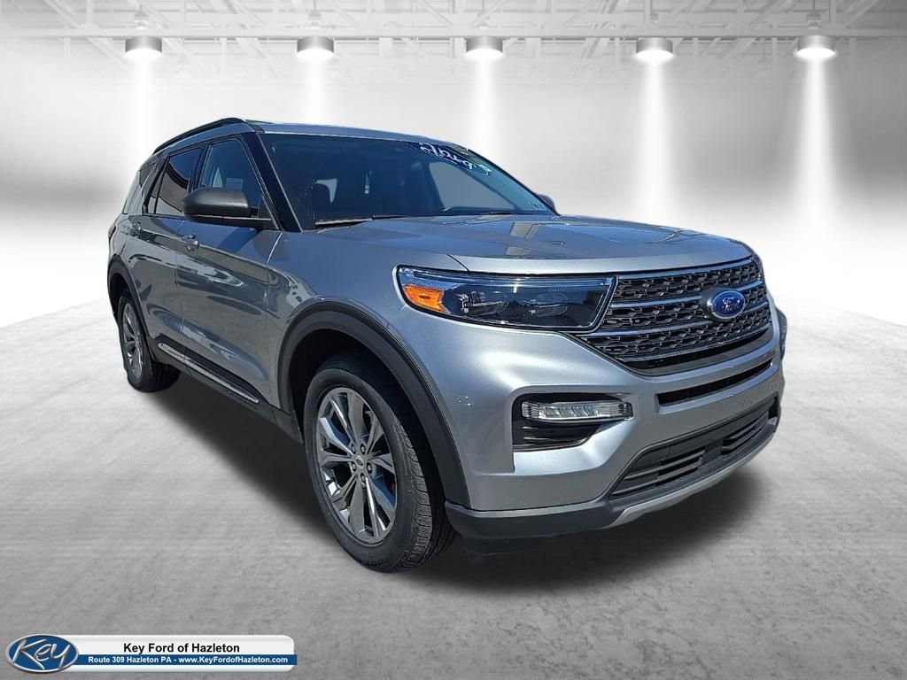 Certified 2023 Ford Explorer XLT w/ Equipment Group 202A
