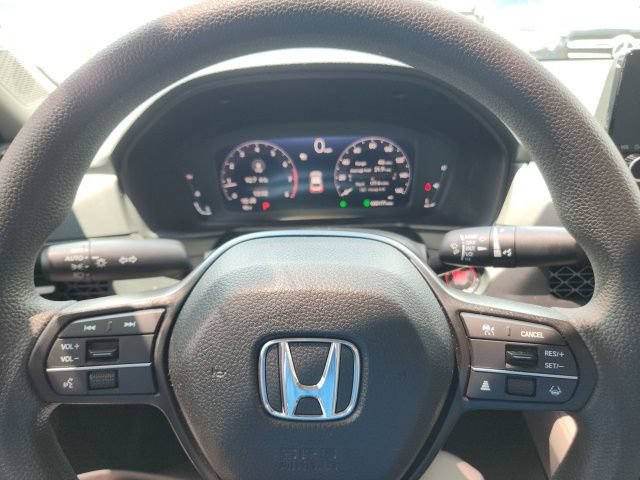 Used 2025 Honda Accord SE image 35