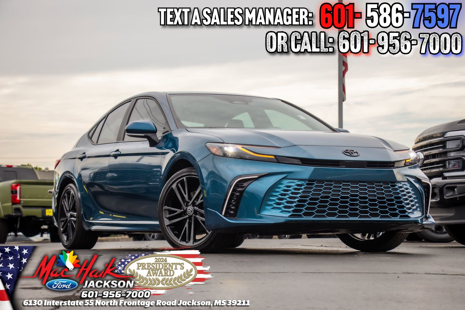 Used 2025 Toyota Camry XSE FWD image 1