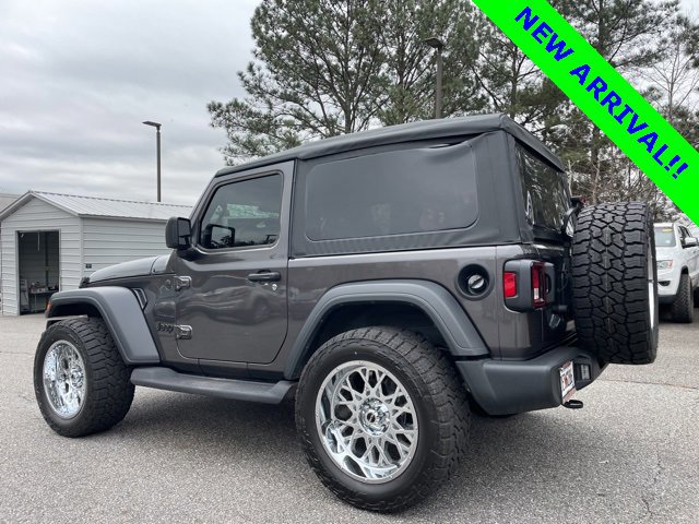 Used 2025 Jeep Wrangler Sport image 2