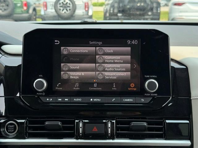 Used 2022 Nissan Pathfinder SV image 40