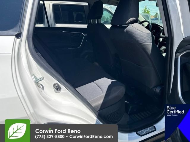 Used 2020 Toyota RAV4 LE w/ All Weather Liner Package AWD/4WD image 15