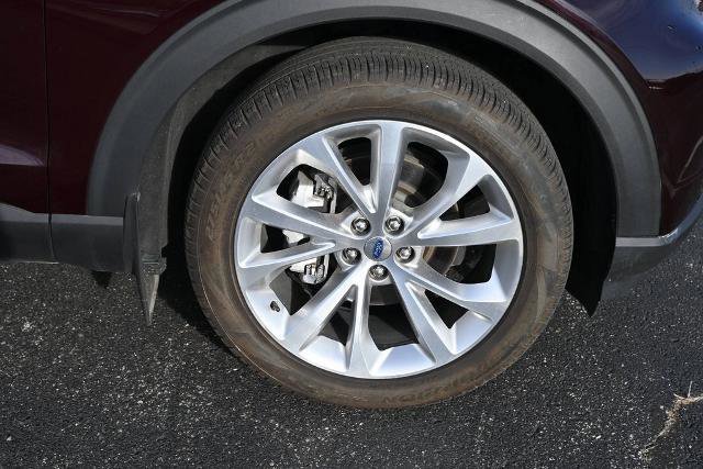 Certified 2022 Ford Explorer Platinum w/ Equipment Group 601A image 19