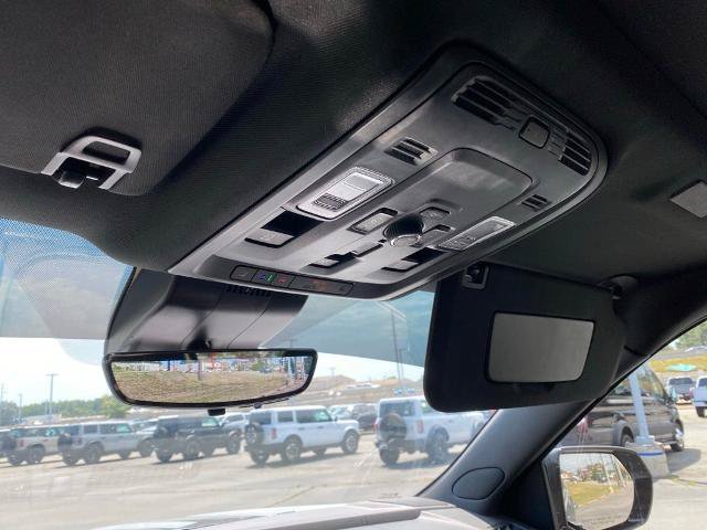 Used 2025 GMC Yukon XL AT4 Ultimate w/ LPO, Floor Liner Package AWD/4WD image 24