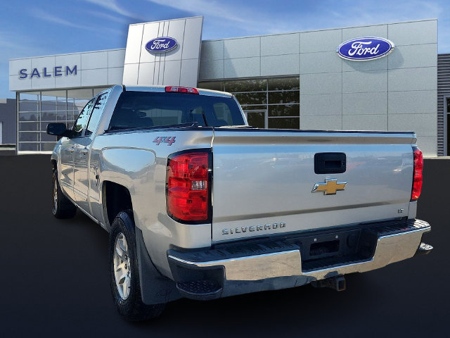 Used 2018 Chevrolet Silverado 1500 LT w/ All Star Edition AWD/4WD image 4