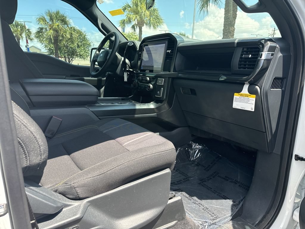 Certified 2025 Ford F150 STX w/ Equipment Group 200A RWD image 23