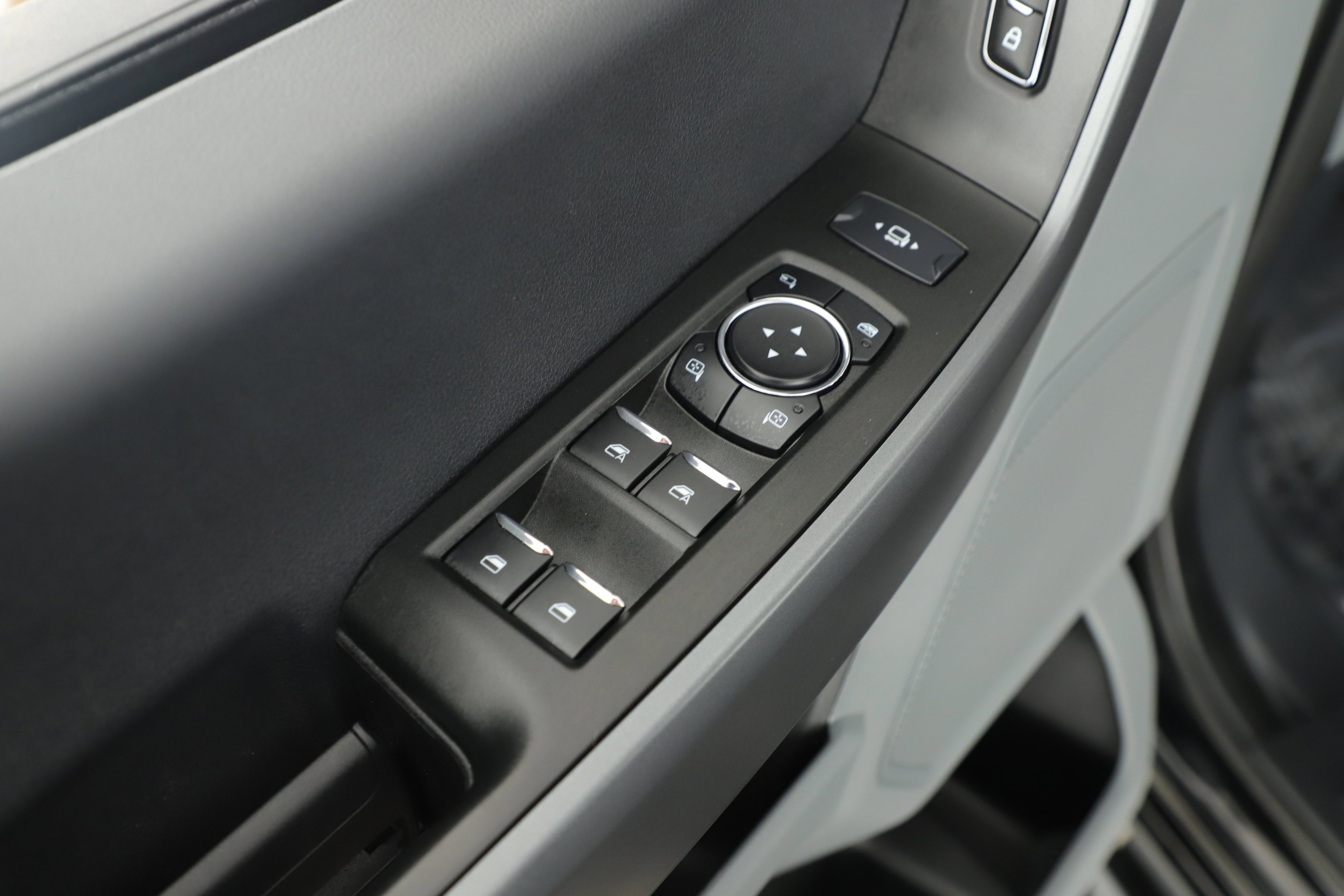 Certified 2024 Ford F250 XLT w/ FX4 Off-Road Package image 10