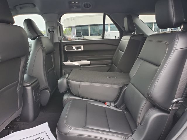 Certified 2024 Ford Explorer XLT w/ Equipment Group 202A AWD/4WD image 26