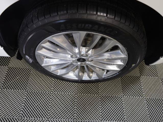Certified 2022 Ford Edge Titanium w/ Equipment Group 301A AWD/4WD image 39