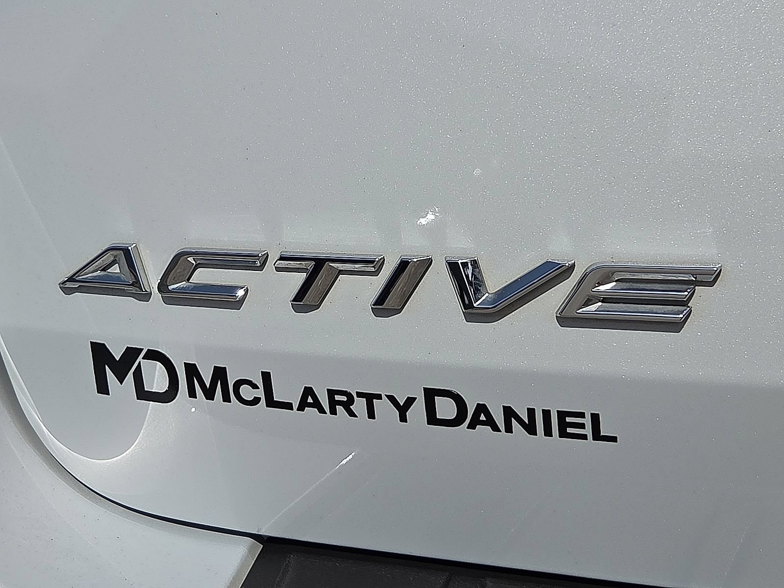Certified 2025 Ford Explorer Active AWD/4WD image 9