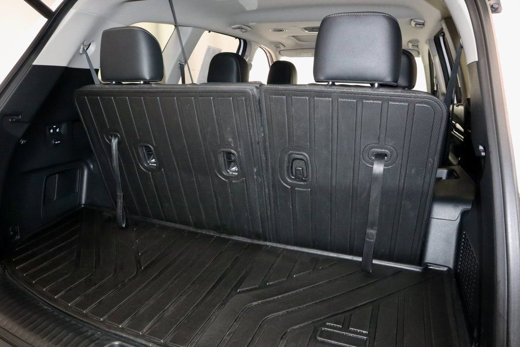 Used 2023 Kia Telluride EX w/ EX Captain's Chair Package image 14