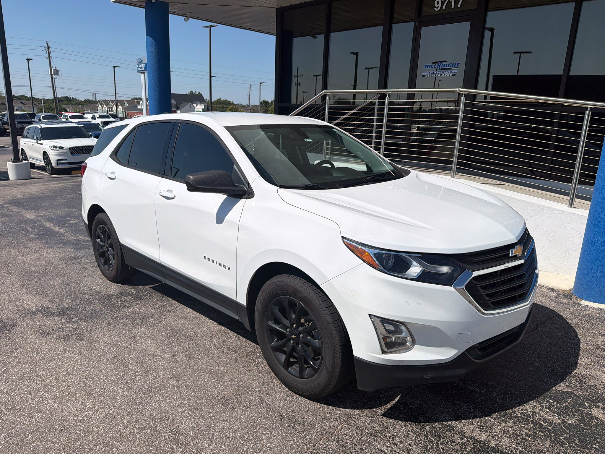 Used 2019 Chevrolet Equinox LS FWD image 4