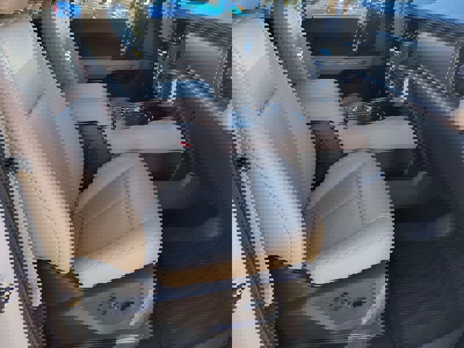 Certified 2022 Ford Expedition XLT image 23