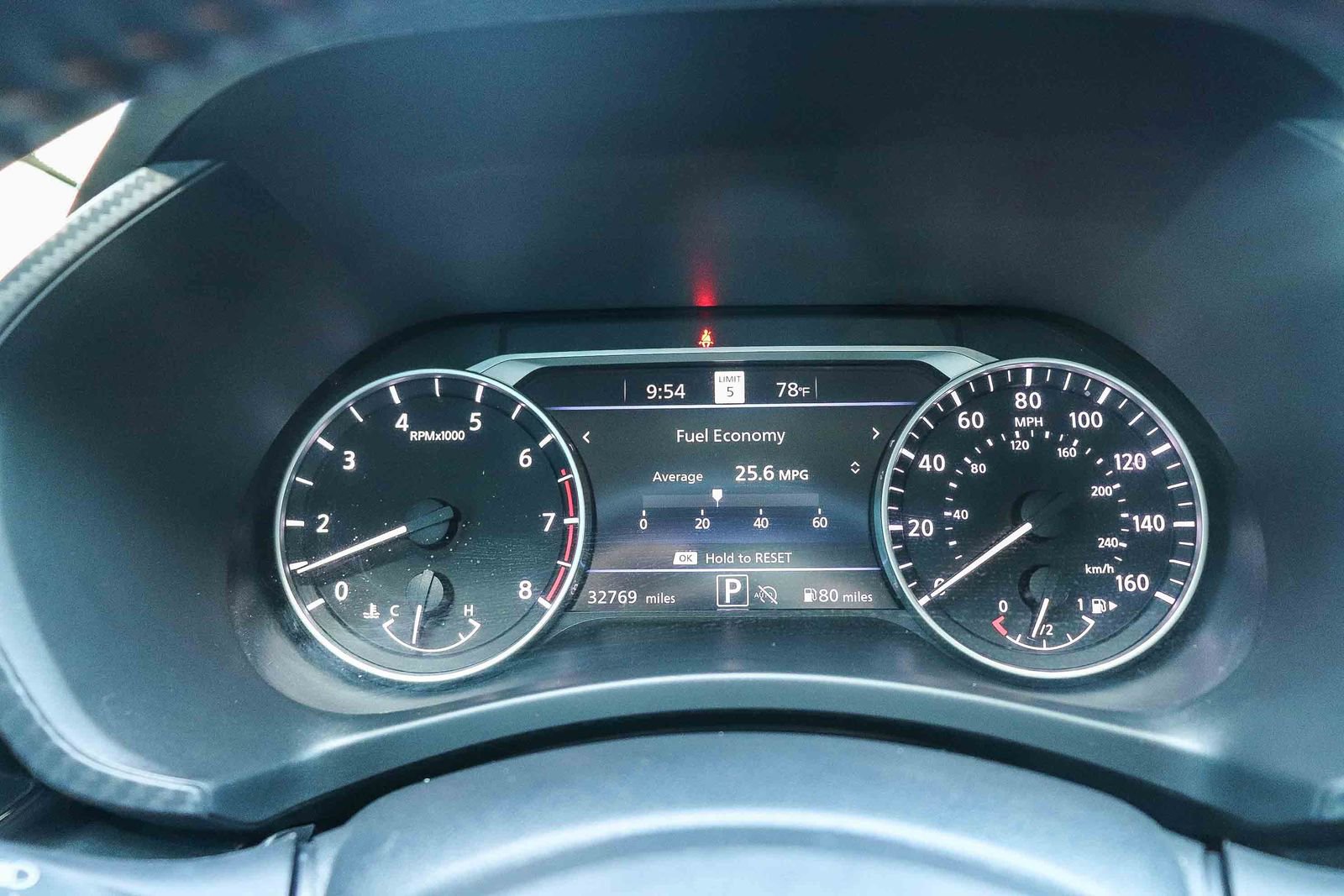 Used 2024 Nissan Sentra SR w/ SR Premium Package FWD image 25